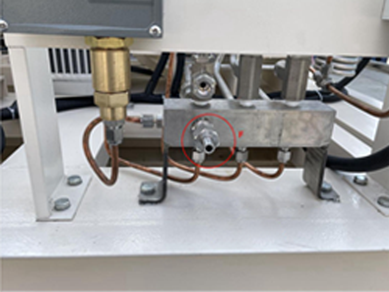 VPSA systems use vacuum and pressure swing adsorption to separate oxygen from air efficiently.