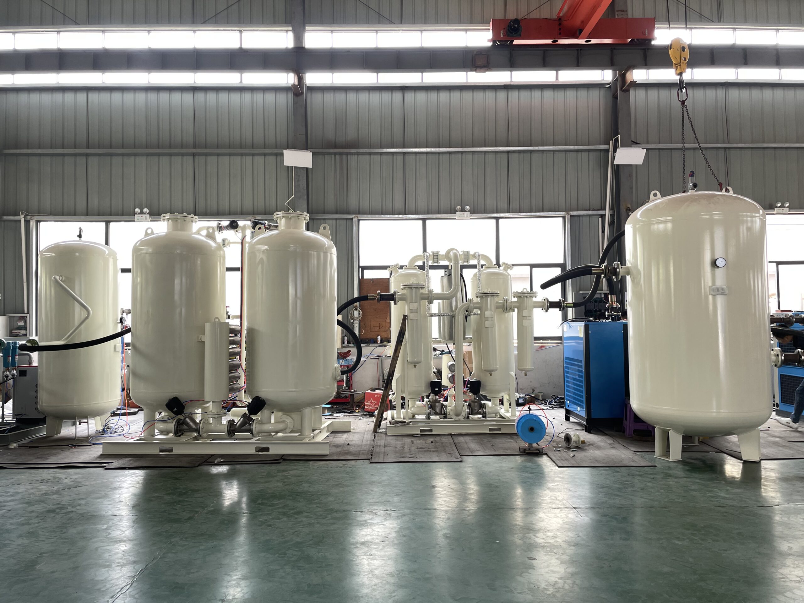 Cryogenic Storage Tanks Successfully Shipped